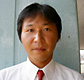 信田　健二